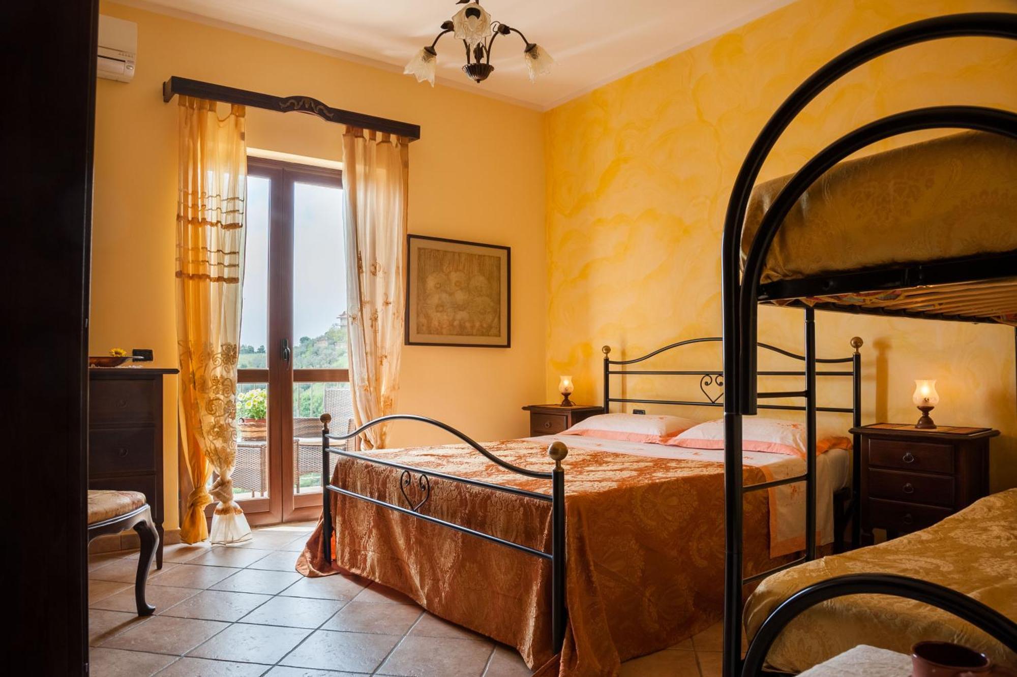 Villa Bernadette San Mauro Cilento Room photo