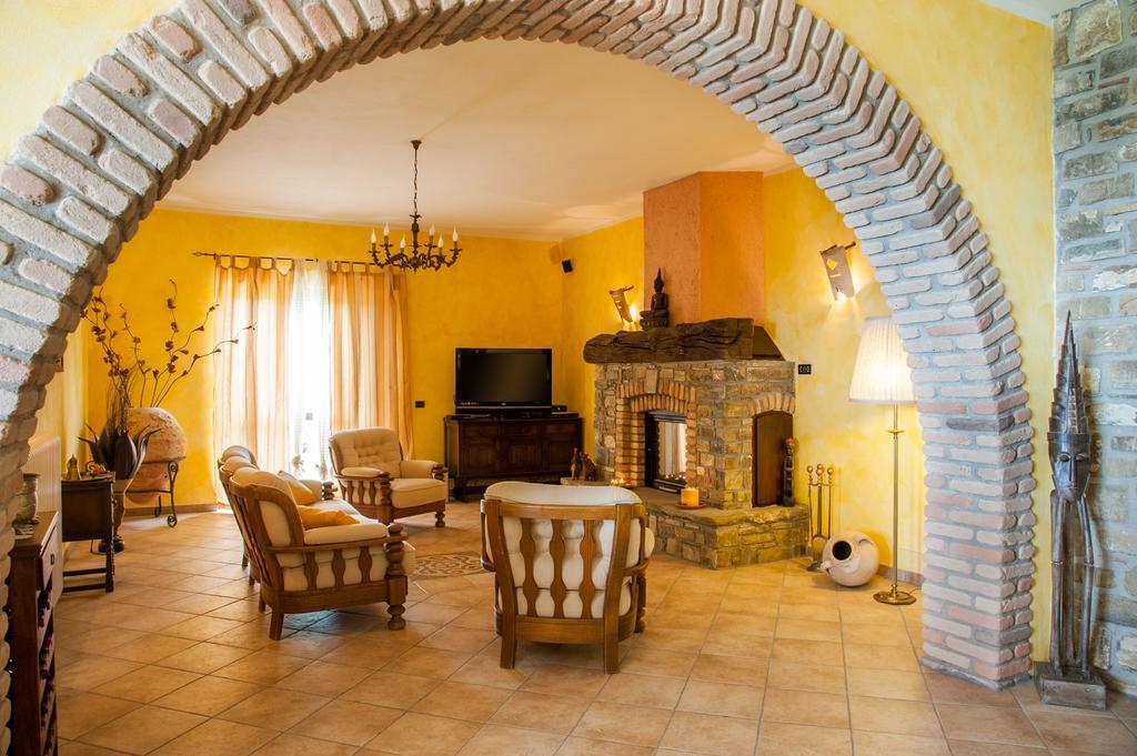 Villa Bernadette San Mauro Cilento Exterior photo